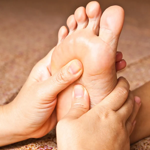 Reflexology foot massage, spa foot treatment,Thailand — Stock Photo, Image