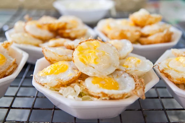 Druh thajském stylu dezert s křepelčími vejci — Stock fotografie