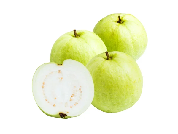 Guaves geïsoleerd op witte achtergrond — Stockfoto