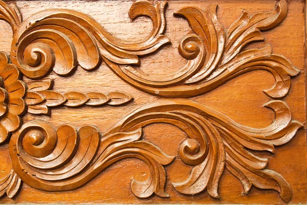 Holzschnitzerei im thailändischen Stil — Stockfoto