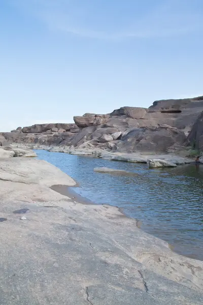 The Amazing of Rock,Natural of Rock Canyon in Khong River after — Stock Photo, Image