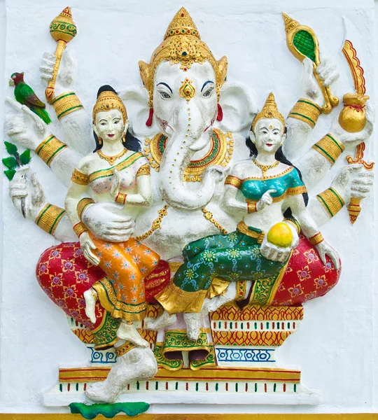 Intialainen tai hindulainen ganesha Jumala nimeltä Vijaya Ganapati temppelissä — kuvapankkivalokuva