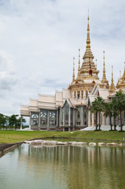 din, wat luang phor ayak, nakhonratcha güzel bina