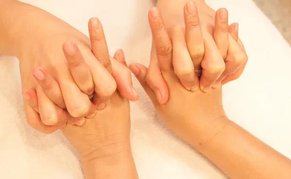 Reflexology Hand massage, spa hand treatment,Thailand — Stock Photo, Image