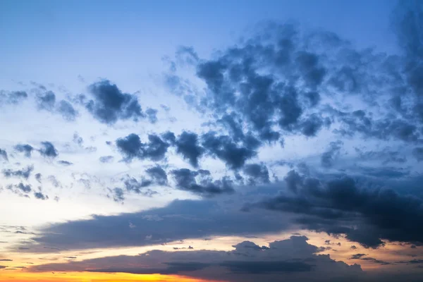 Storm wolken in een hemel — Stockfoto