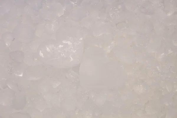 Pareja corazón hielo en hielo textura fondo — Foto de Stock