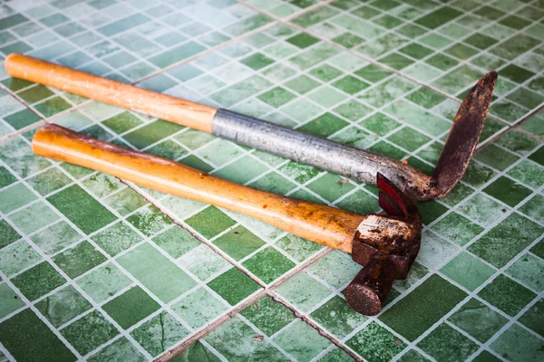 Handwerkzeuge nach Gebrauch von Gartenarbeit — Stockfoto