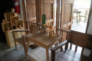 Dekorasyon endüstriyel tarzı tavan arası kafe