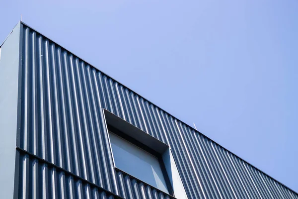 Industrial Building Sunny Day Stock Photo — Stock Photo, Image