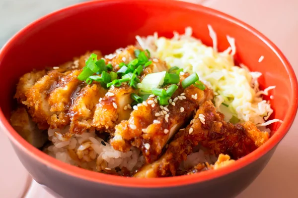 Varkensvlees Tonkatsu Cutlet Knapperig Gebakken Kip Met Japanse Rijst Stockfoto — Stockfoto