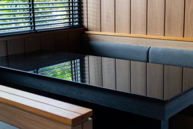 Çatı katı tarzı kahve dükkanı iç dekorasyon, stok fotoğrafı.