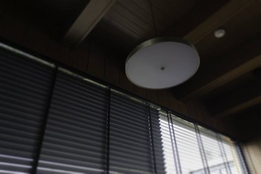 Çatı katı tarzı kahve dükkanı iç dekorasyon, stok fotoğrafı.