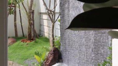 Minimum tavan arası tarzı kahve dükkanı dekorasyonu, stok görüntüleri