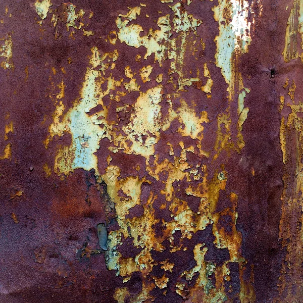 Métal rouillé avec peinture fissurée, fond grunge — Photo