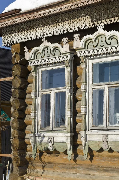 Russisch rustikalen Holzhaus des späten 19. Jahrhunderts - ein Fragment — Stockfoto
