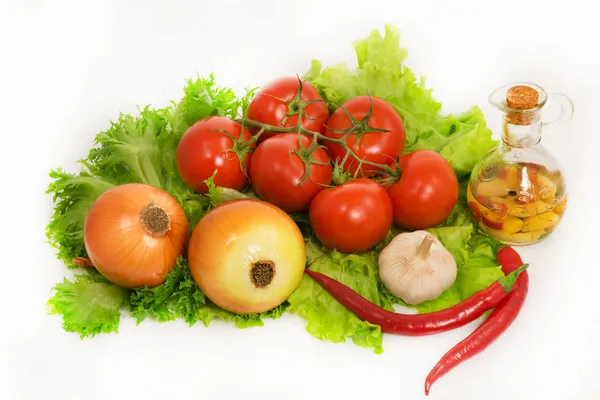 Vegetables - lettuce, onion, garlic,chilli pepper, tomatoes and — Stock Photo, Image