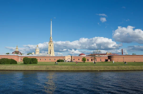 St. petersburg. Piotra i Pawła twierdza nad Newą. — Zdjęcie stockowe