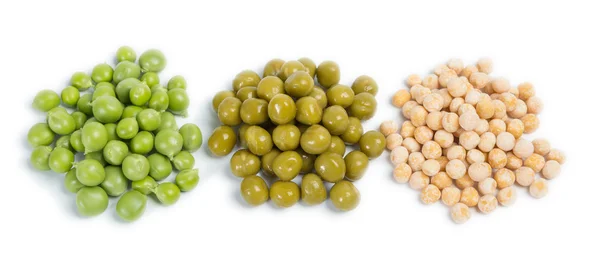 Three types of green peas - raw, canned and dry — Stock Photo, Image