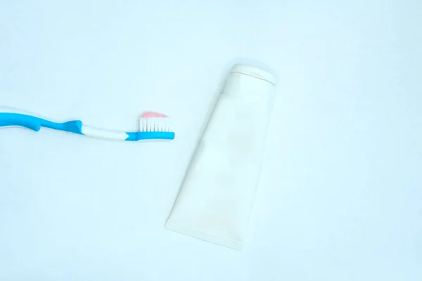 Зубные Щетки Взрослых Детей Изолированном Белом Фоне — стоковое фото