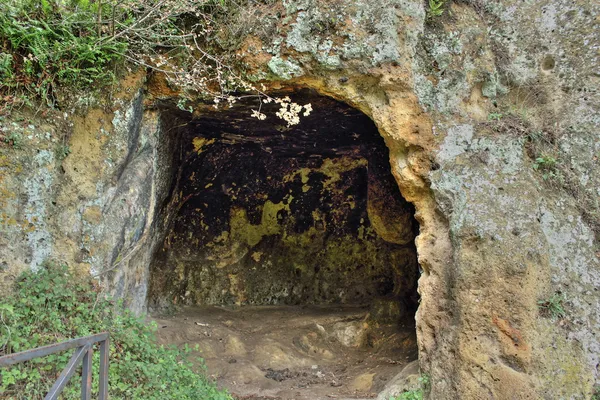 Monterano cave — Stock Photo, Image