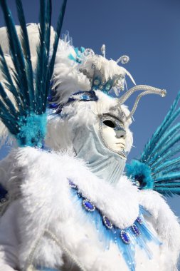 Venedik karnaval maskesi