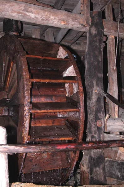 Вельская водная мельница — стоковое фото