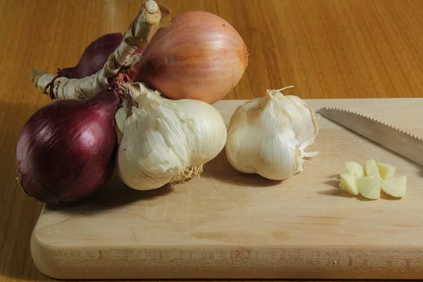 Onion and garlic — Stock Photo, Image