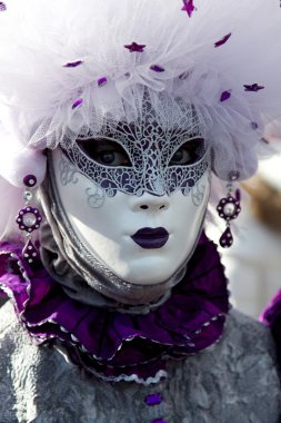 Venedik karnaval maskesi