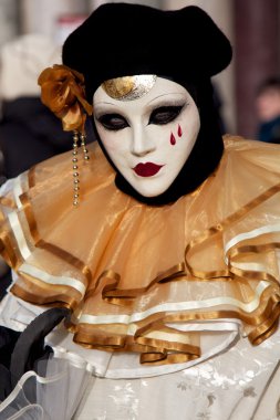 Venedik karnaval maskesi
