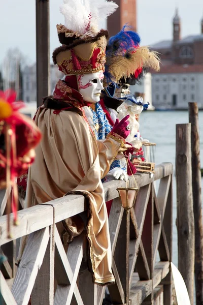 Venedik karnaval maskesi