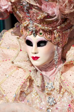 Karnaval maskesi
