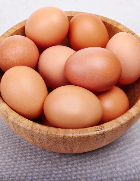 Jaja w misce — Zdjęcie stockowe