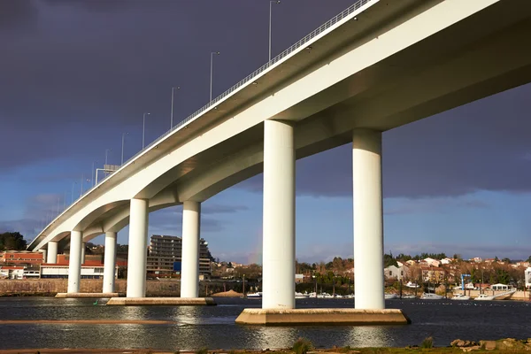 High and long concrete bridge — Stock Photo, Image