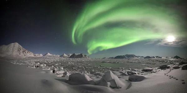 Polarlichter - großes Panorama — Stockfoto