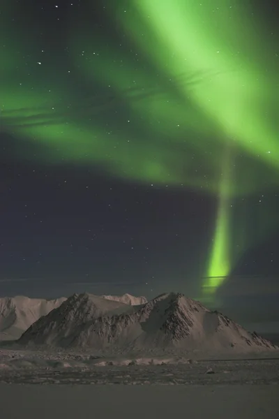 Naturliga fenomen av Northern Lights (Aurora Borealis) — Stockfoto