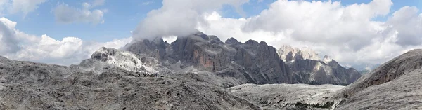 Ιταλική Δολομίτες Πανόραμα, χλωμό di san martino — Φωτογραφία Αρχείου