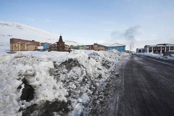 Barentsburg - ciudad rusa — Foto de Stock