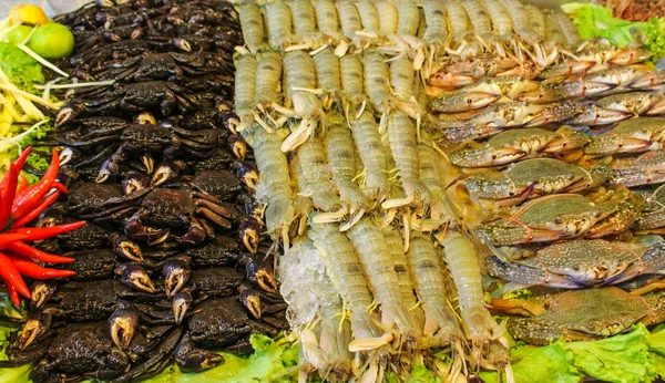 taze deniz ürünleri