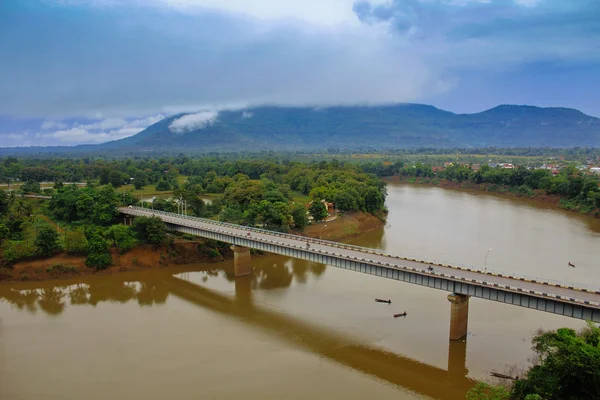 Concrete bridge — Stock Photo, Image