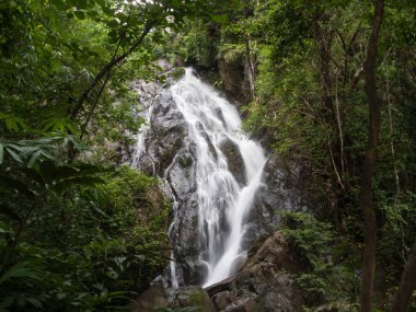 4 seviye khlong kaeo şelale