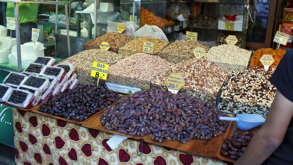 Leguminosas e outros alimentos secos — Fotografia de Stock