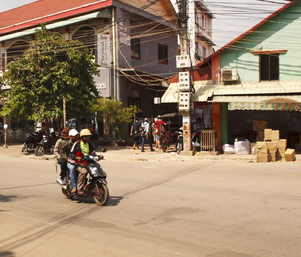 Verkeer in siem reap — Stockfoto