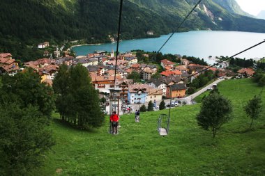 Göl molveno