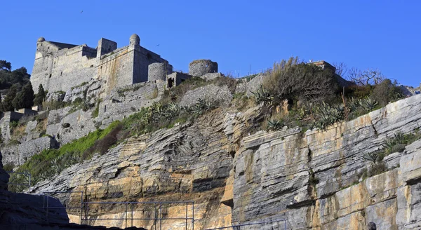 Portovenere acantilados de mar — Foto de Stock