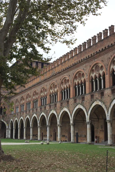 The Castle of Pavia was built in 1360 from Galeazzo II Visconti — Stock Photo, Image