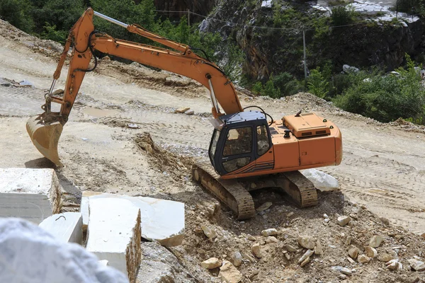 Working the Marble Quarry - Italy — Stock Photo, Image