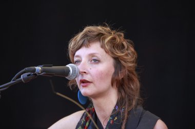 Milena piazzoli gitar çalmak