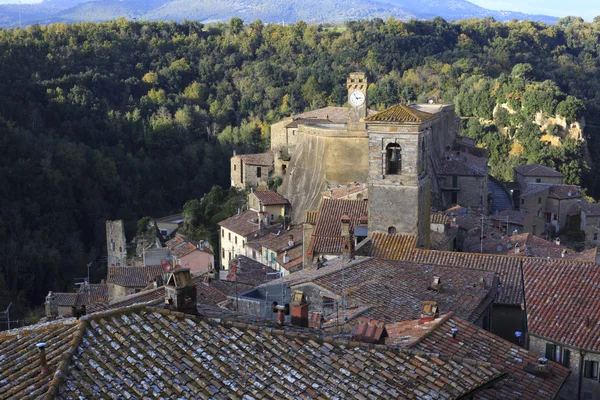 Hügelstadt der Toskana — Stockfoto