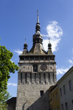 Sighisoara, Romanya - 29 Nisan 2018: Çan kulesi Sighisoara görünümü
