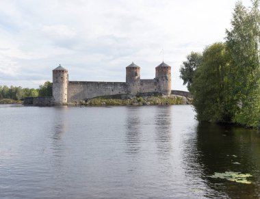 Olavinlinna, Finlandiya - 11 Ağustos 2021: Olavinlinna 'daki Kale